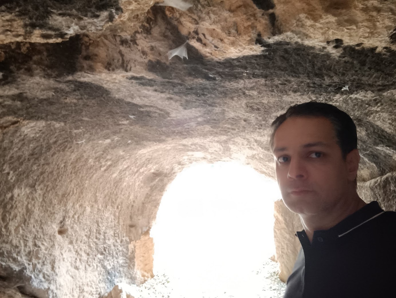 Inside one of the natural caves which served as rooms at Akre Castle